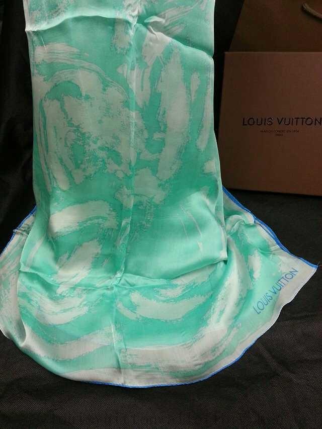 Authentic 2014 Louis Vuitton Silk Scarf 731